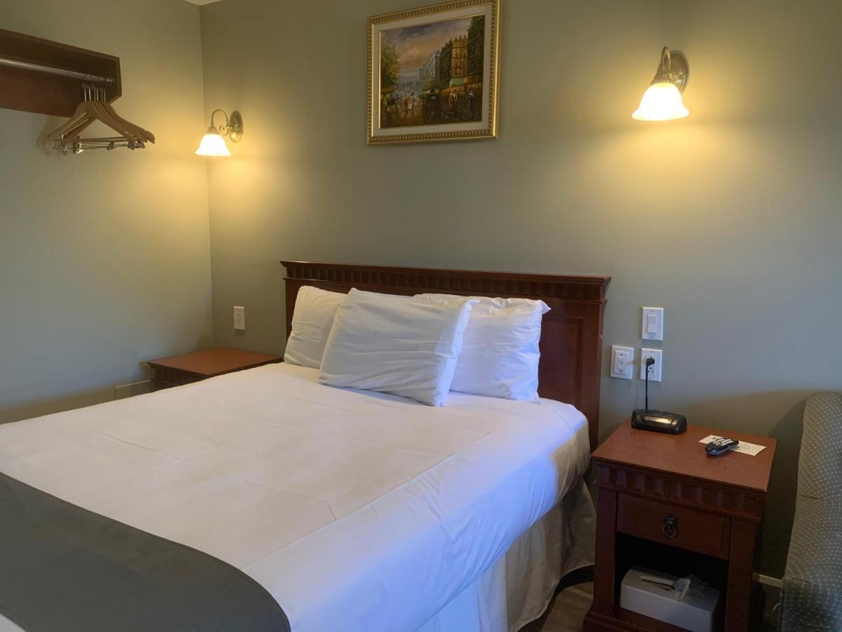 Saint-Sauveur-des-Monts Hotel And Suites Les Laurentides מראה חיצוני תמונה
