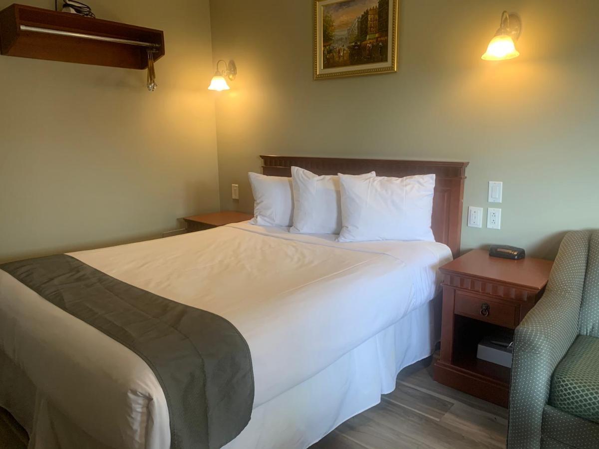 Saint-Sauveur-des-Monts Hotel And Suites Les Laurentides מראה חיצוני תמונה