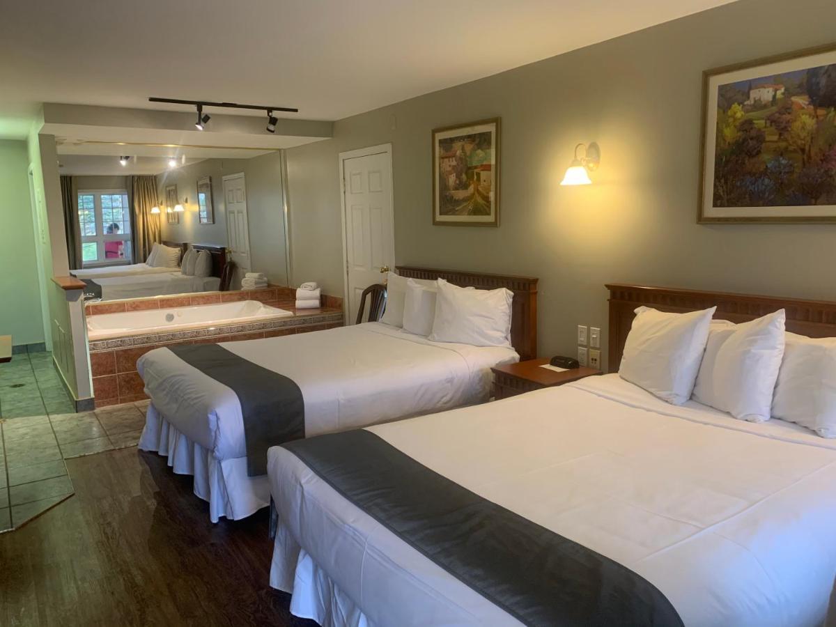 Saint-Sauveur-des-Monts Hotel And Suites Les Laurentides מראה חיצוני תמונה