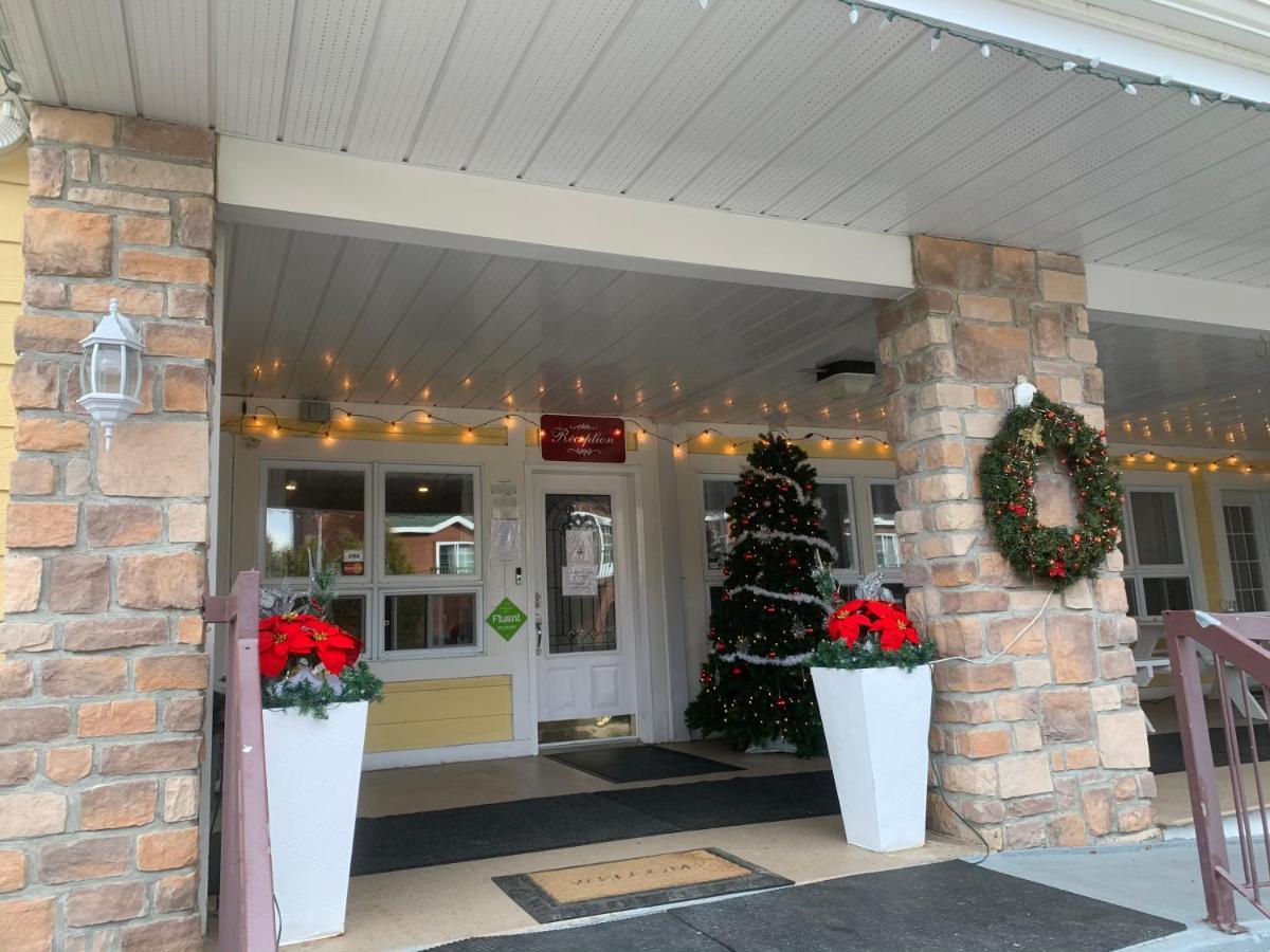 Saint-Sauveur-des-Monts Hotel And Suites Les Laurentides מראה חיצוני תמונה