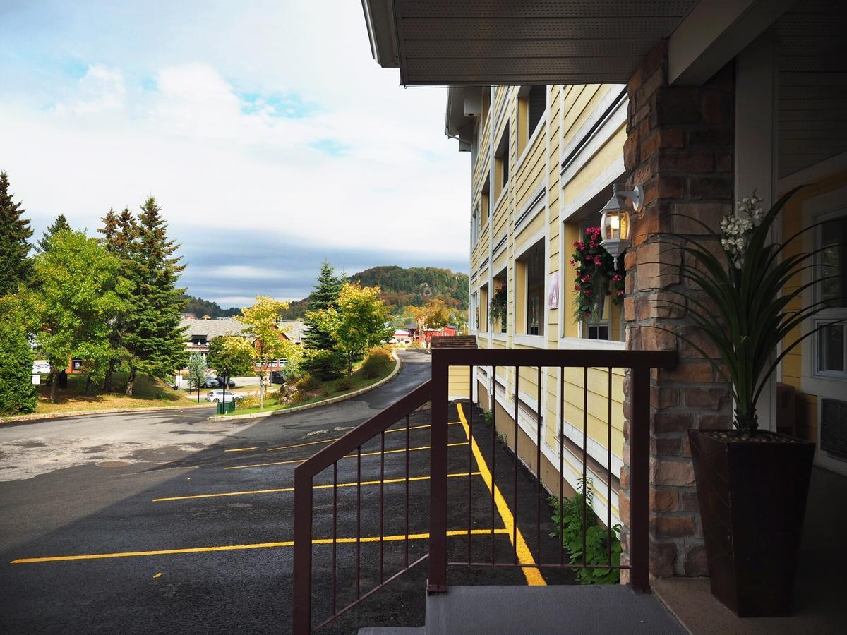 Saint-Sauveur-des-Monts Hotel And Suites Les Laurentides מראה חיצוני תמונה